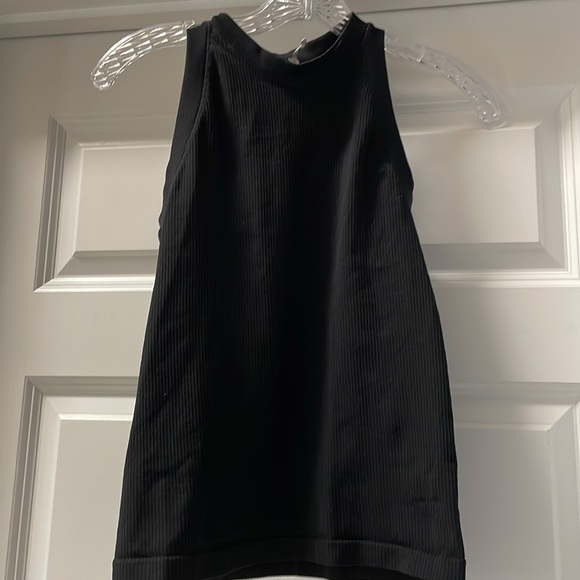 Athleta black tank size small - Picture 2 of 3
